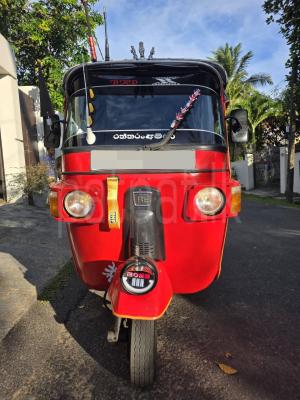 Bajaj Three Wheel 2011 - பயன்படுத்தப்பட்டது முச்சக்கர வண்டி sale in Sri Lanka - patpat.lk