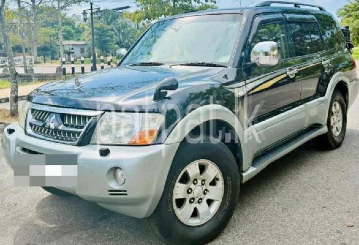 Mitsubishi Montero 2003 -  SUV sale in Sri Lanka - patpat.lk