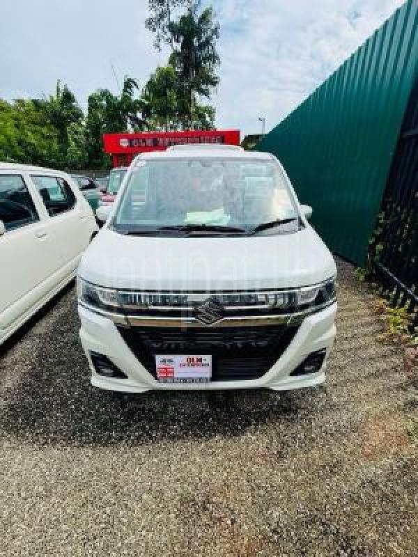 Suzuki Wagon R 2025 -  Car sale in Sri Lanka - patpat.lk