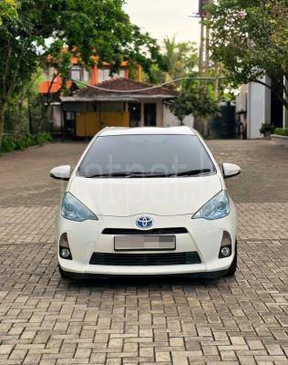 Toyota Aqua 2014 - பயன்படுத்தப்பட்டது கார் sale in Sri Lanka - patpat.lk