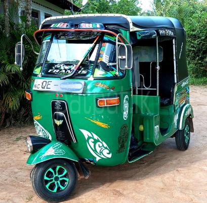 Bajaj Three Wheel 2005