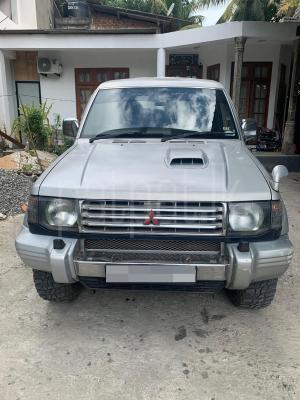Mitsubishi Pajero 1994 - பயன்படுத்தப்பட்டது SUV sale in Sri Lanka - patpat.lk