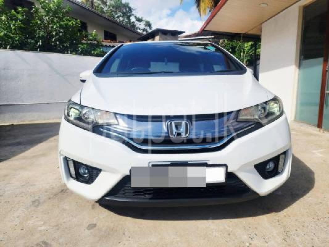 Honda Fit 2015 -  කාර් sale in Sri Lanka - patpat.lk