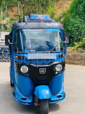 Bajaj 4 stroke 2015 - Used Three wheeler sale in Sri Lanka - patpat.lk