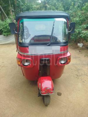 Bajaj Three Wheel 2011