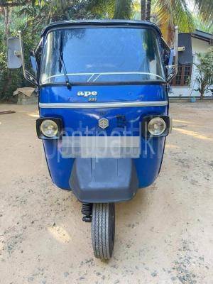 Piaggio Three Wheel 2010