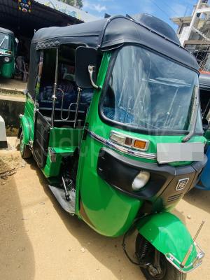 Bajaj Three Wheel 2015 - Used Three wheeler sale in Sri Lanka - patpat.lk