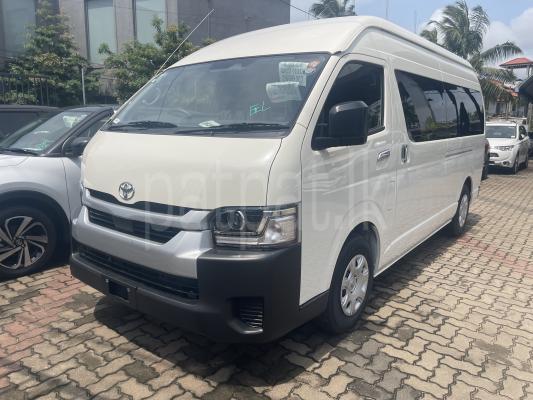 Toyota Hiace 2026 - Reconditioned Van sale in Sri Lanka - patpat.lk