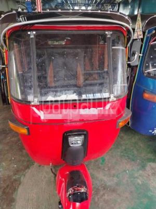 Bajaj 2 stroke 2004 - Used Three wheeler sale in Sri Lanka - patpat.lk