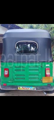Bajaj 2 stroke 2004 -  Three wheeler sale in Sri Lanka - patpat.lk