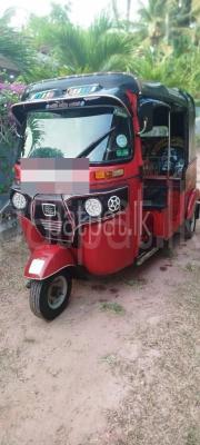 Bajaj Three Wheel 2015