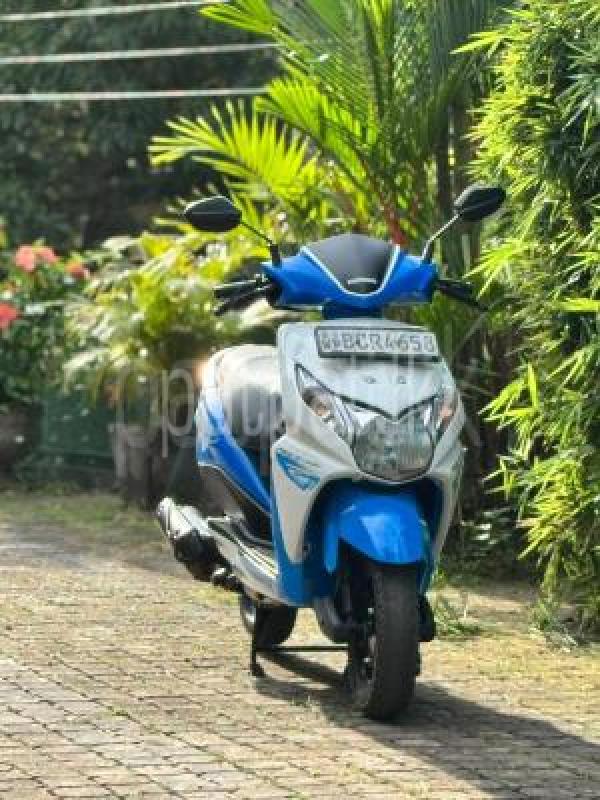 Honda Dio 2015 -  Bike sale in Sri Lanka - patpat.lk