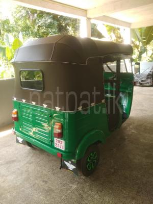 Bajaj Three Wheel 2002