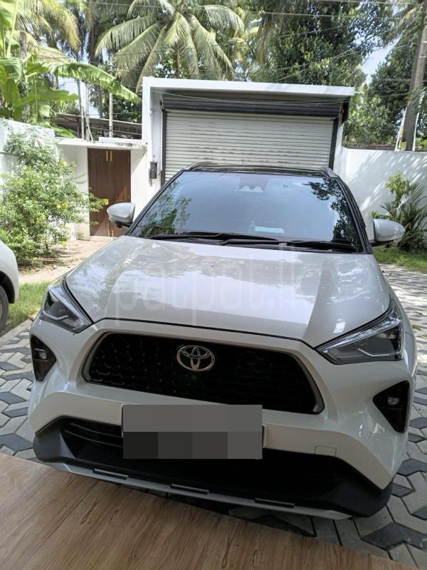 Toyota Yaris 2025 - භාවිතා කරන ලද SUV රථය sale in Sri Lanka - patpat.lk