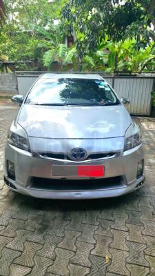 Toyota Prius 2011 - Used Car sale in Sri Lanka - patpat.lk