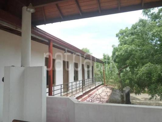Hotel for Sale in Kataragama