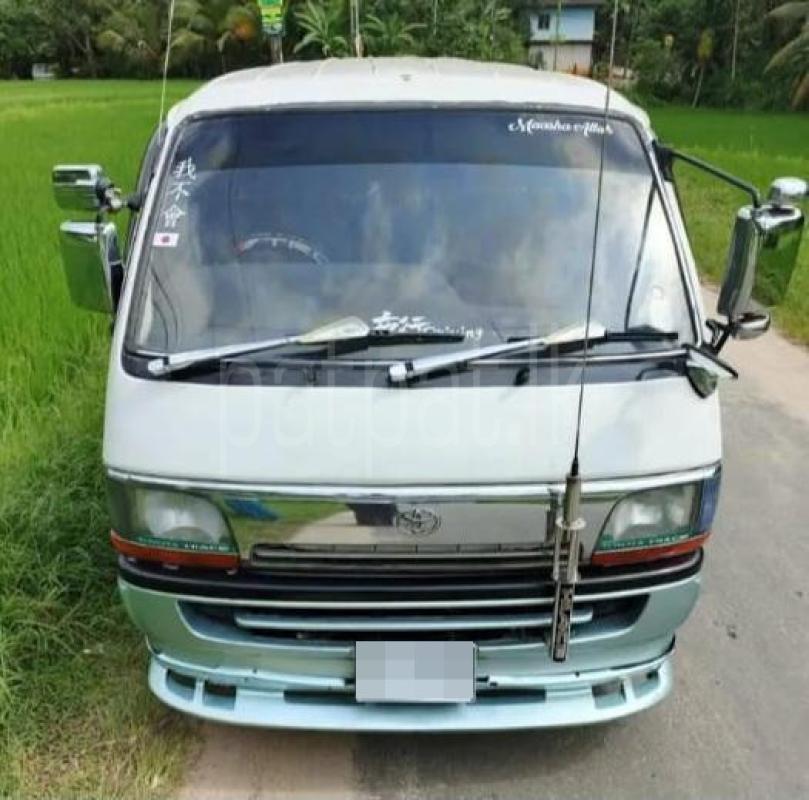 Toyota Hiace 1998 - Used Van sale in Sri Lanka - patpat.lk