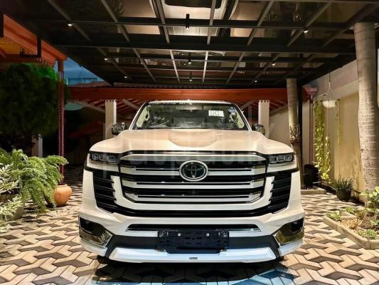 Toyota Land Cruiser 2024