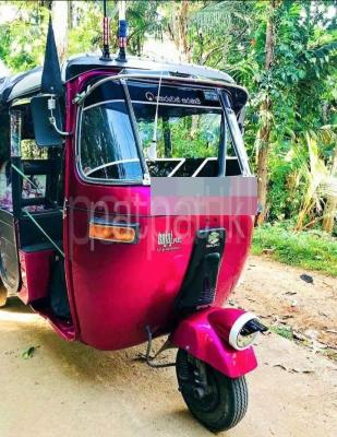 Bajaj Three Wheel 2008