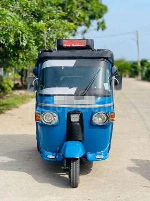 Bajaj Three Wheel 2012