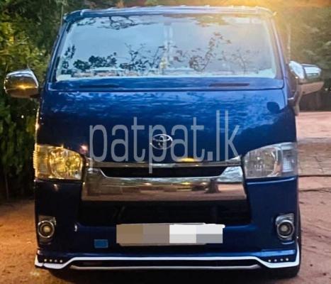 Toyota Hiace 2007 - பயன்படுத்தப்பட்டது வேன் sale in Sri Lanka - patpat.lk