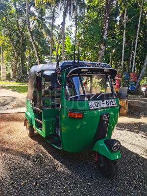 Bajaj Three Wheel 2009