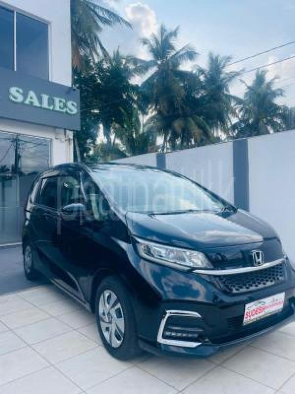 Honda Freed 2023 - නැවත සකස් කල බහු කාර්ය sale in Sri Lanka - patpat.lk