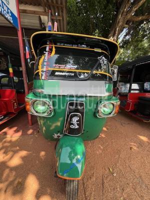Bajaj 4 stroke 2010 - Used Three wheeler sale in Sri Lanka - patpat.lk
