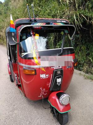 Bajaj Three Wheel 2004
