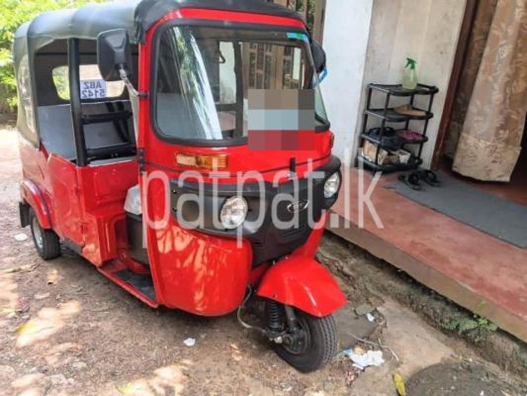 Bajaj 4 stroke 2026 - பயன்படுத்தப்பட்டது முச்சக்கர வண்டி sale in Sri Lanka - patpat.lk