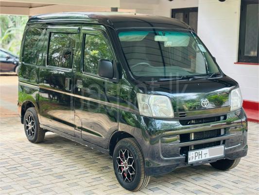 Toyota Pixis 2013 - භාවිතා කරන ලද වෑන් රථය sale in Sri Lanka - patpat.lk