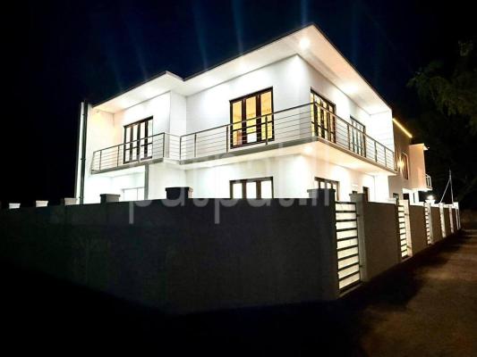 House for Sale in Wennappuwa