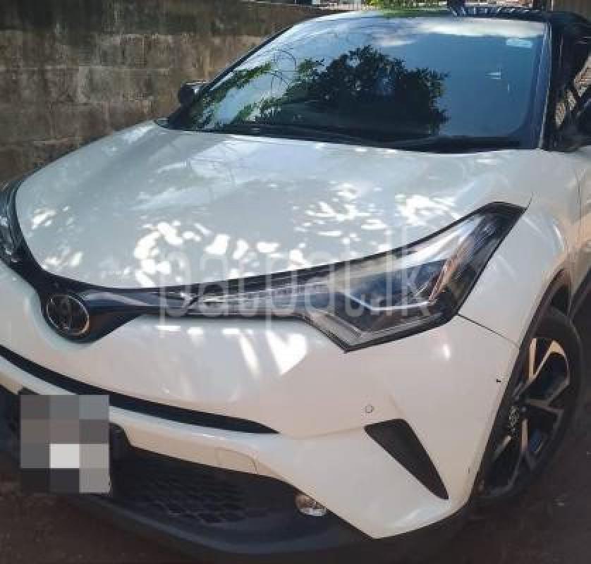 Toyota CHR 2018 -  SUV sale in Sri Lanka - patpat.lk
