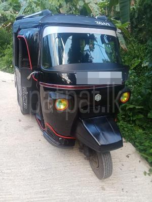Piaggio Three Wheel 2015 - Used Three wheeler sale in Sri Lanka - patpat.lk