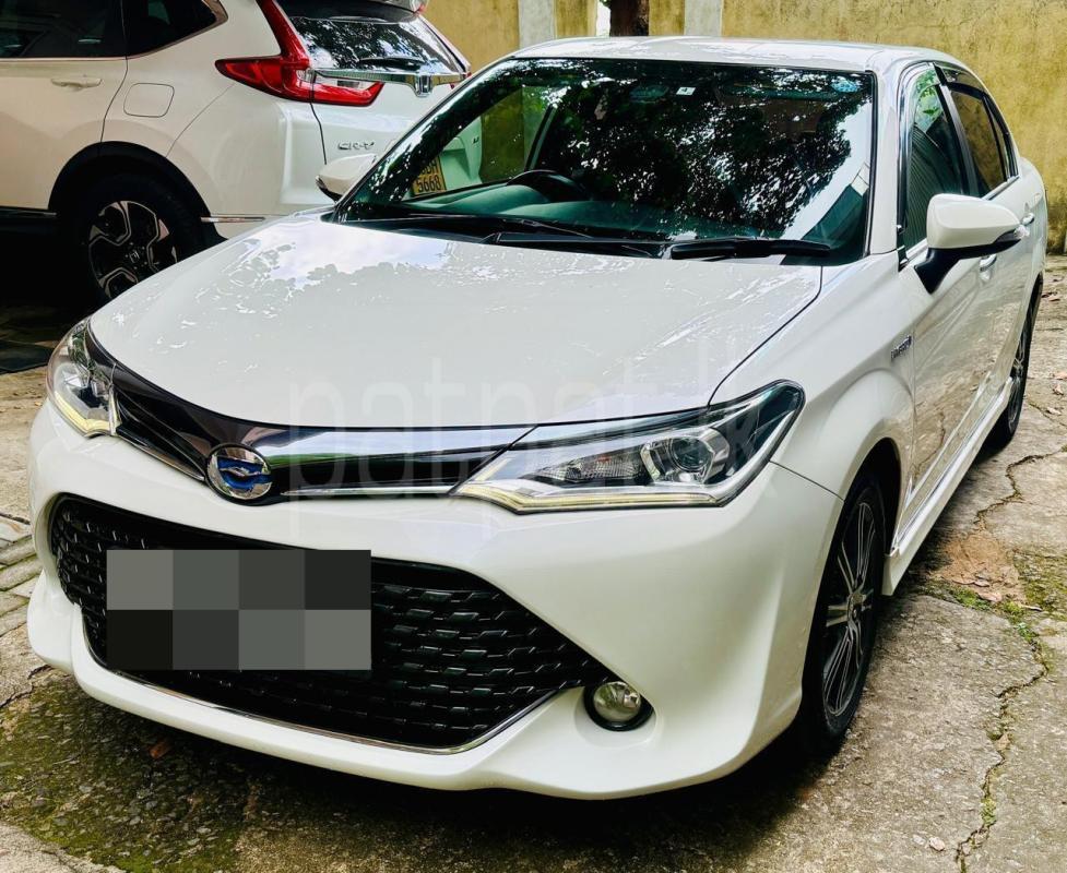 Toyota Axio 2017 -  කාර් sale in Sri Lanka - patpat.lk