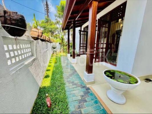 premium-listing-image