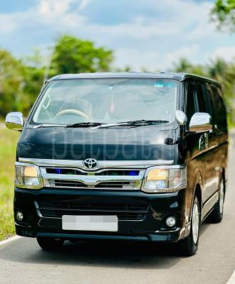 Toyota Hiace 2010 - Used Van sale in Sri Lanka - patpat.lk