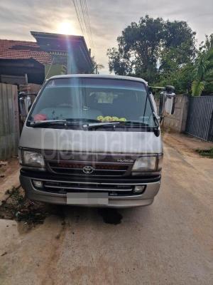 Toyota Hiace 1993 - Used Van sale in Sri Lanka - patpat.lk