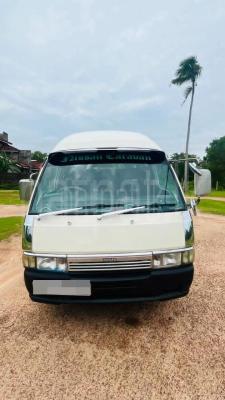 Nissan Caravan 1994 - භාවිතා කරන ලද වෑන් රථය sale in Sri Lanka - patpat.lk
