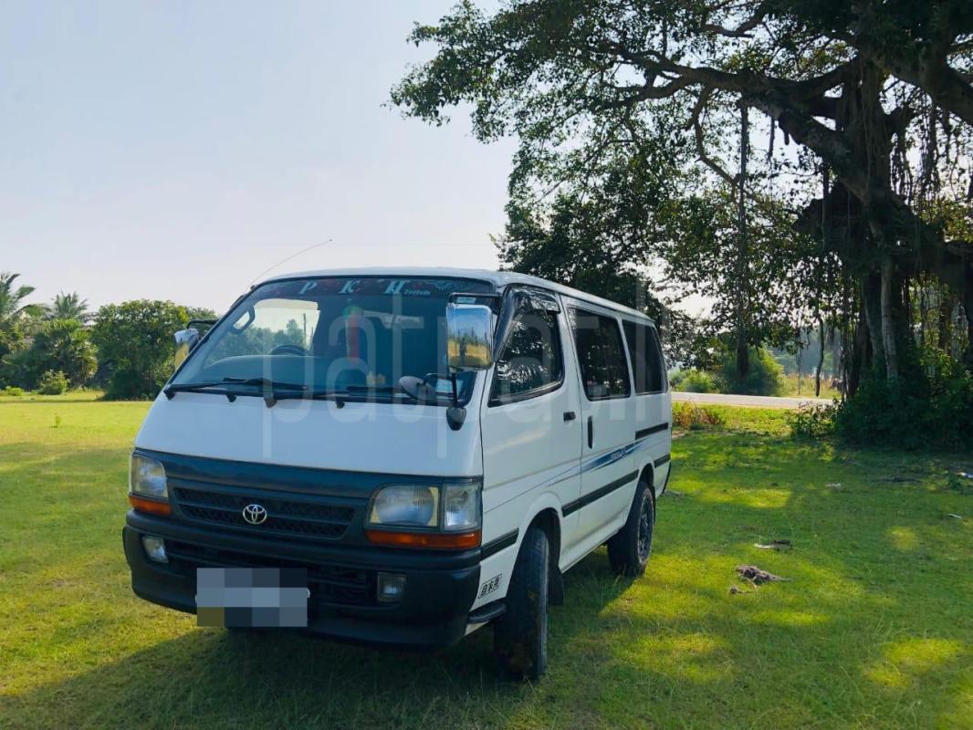 Toyota Hiace 1998 - பயன்படுத்தப்பட்டது வேன் sale in Sri Lanka - patpat.lk