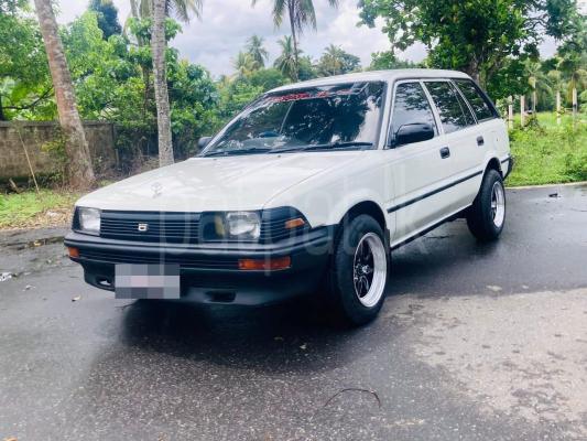 Toyota Corolla 1988 - பயன்படுத்தப்பட்டது கார் sale in Sri Lanka - patpat.lk