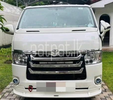Toyota Hiace 2015