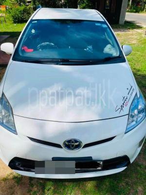 Toyota PRIUS S GRADE 2012 - භාවිතා කරන ලද කාර් sale in Sri Lanka - patpat.lk