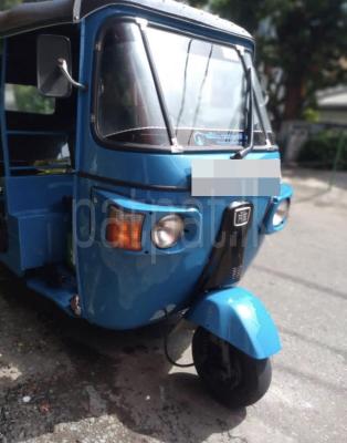 Bajaj 4 stroke 2010 - பயன்படுத்தப்பட்டது முச்சக்கர வண்டி sale in Sri Lanka - patpat.lk