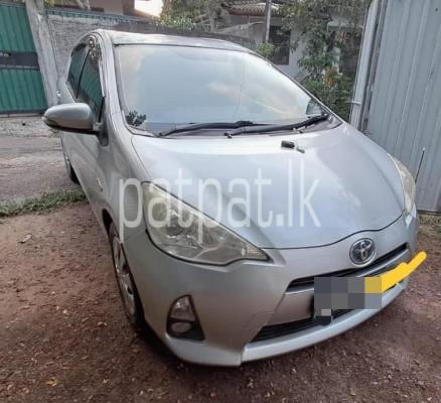 Toyota Aqua 2014 -  කාර් sale in Sri Lanka - patpat.lk