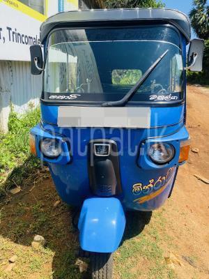 Bajaj Three Wheel 2010