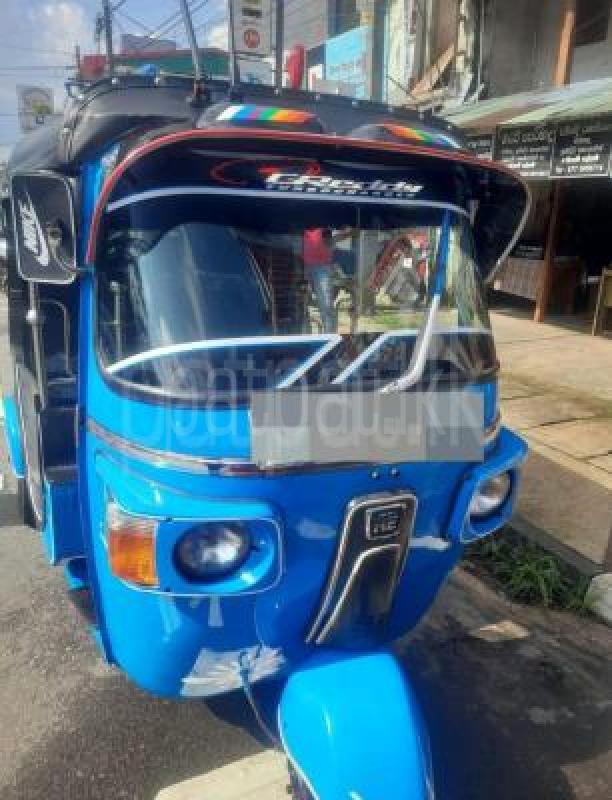 Bajaj 4 stroke 2012 -  ත්‍රිරෝද රථය sale in Sri Lanka - patpat.lk