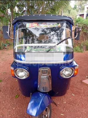 Bajaj Three Wheel 2010