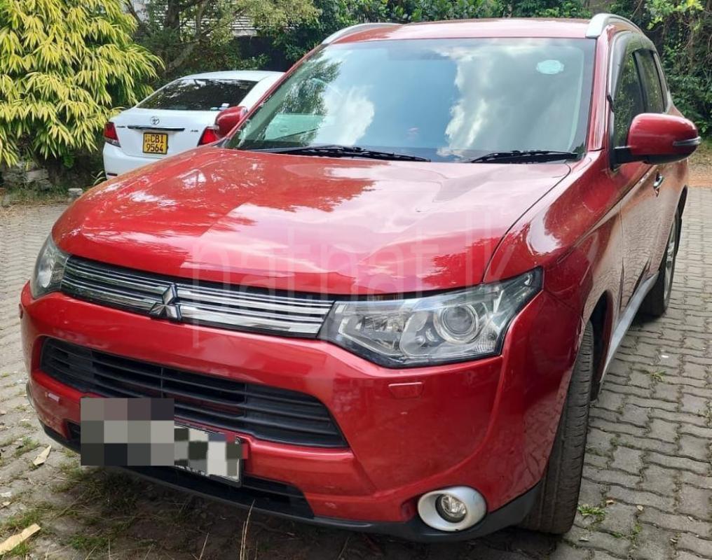 Toyota Fortuner 2013 -  SUV sale in Sri Lanka - patpat.lk
