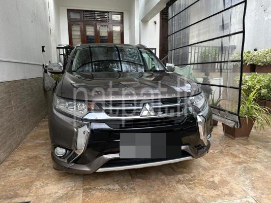 Mitsubishi Outlander 2015